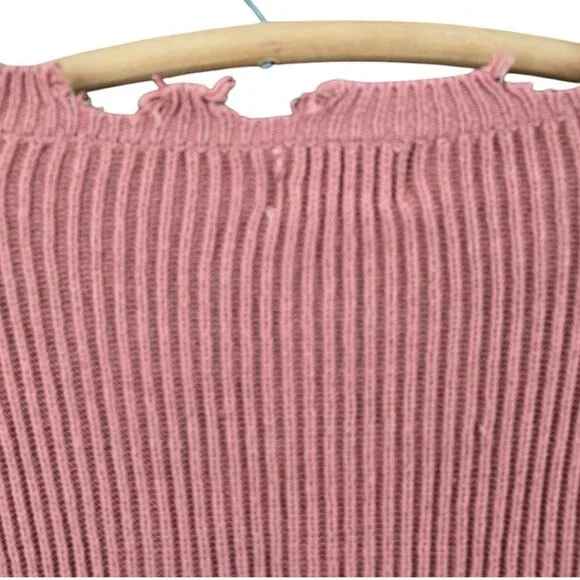 Cropped Distressed Pink Knit Sweater Poof Apparel Ribbed Texture Large - Picture 5 of 8